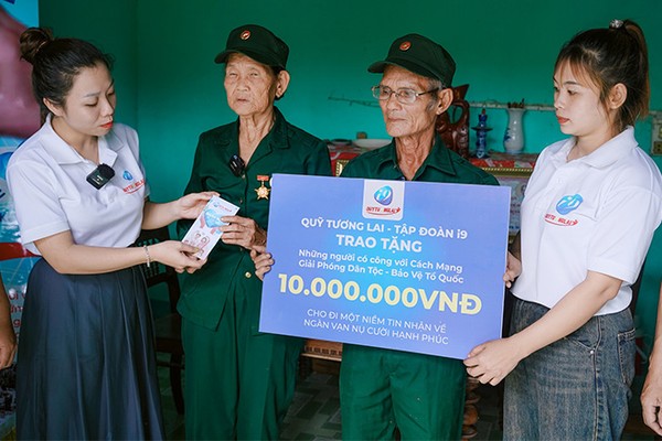 Dịch vụ hỗ trợ khách hàng chuyên nghiệp 24/7 của AE888